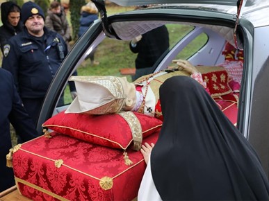 /A/2025/12/[UŽIVO] Povratak relikvija bl Alojzija Stepinca u Zagreb i zatvaranje Jubilejske godineNovi direktorij/251228 Zatvaranje Jubilejske godine - misa u Brezovici (14).jpeg